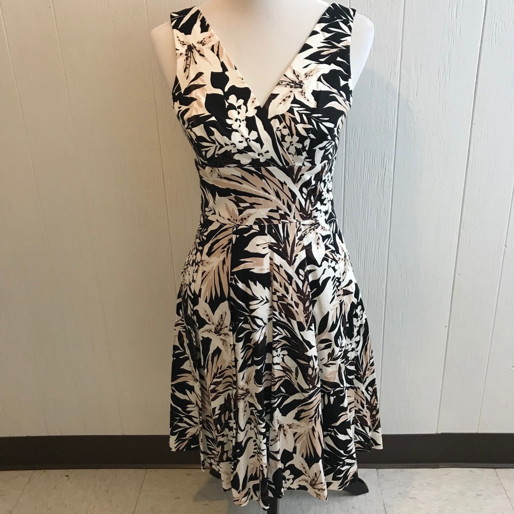 NWT WHBM Floral Print Sundress - Size 2